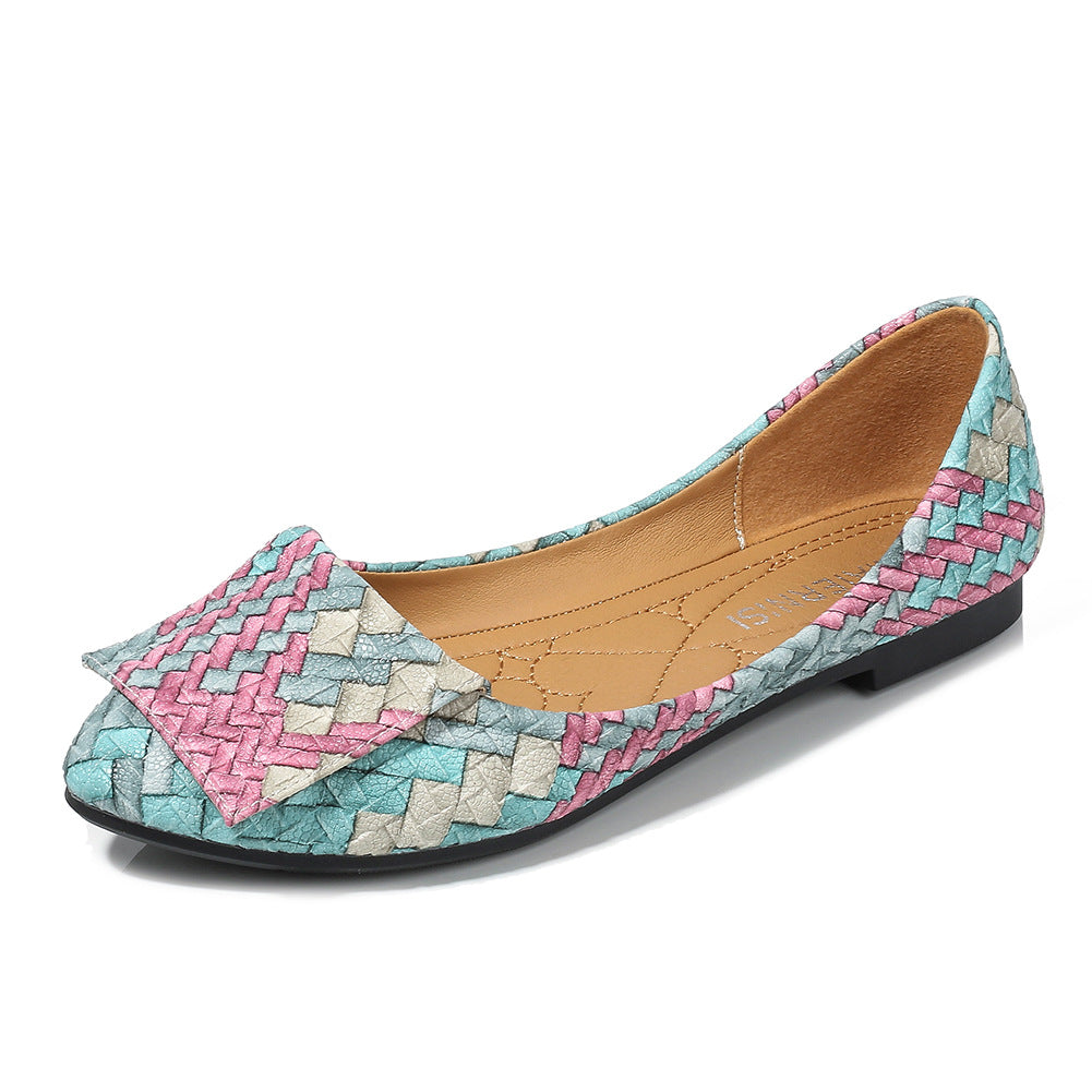 Women's Low-Cut Flat Shoes – Lattice Pattern